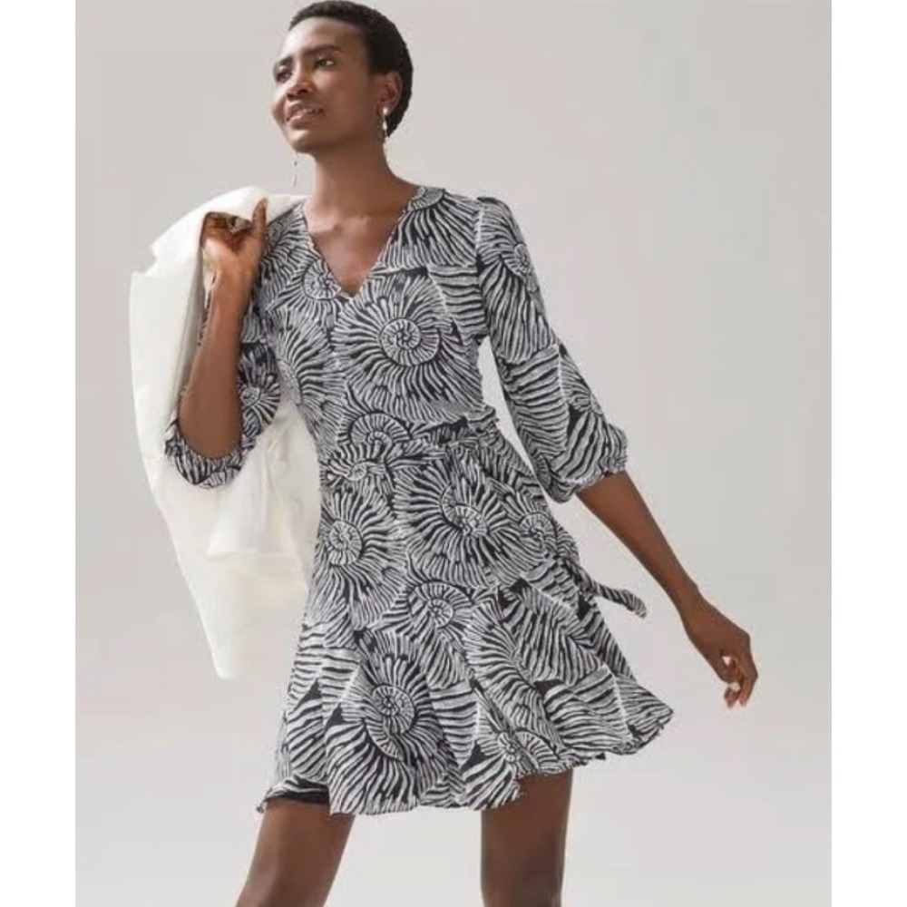 White House Black Market Fossil Shell Godet Print Dress